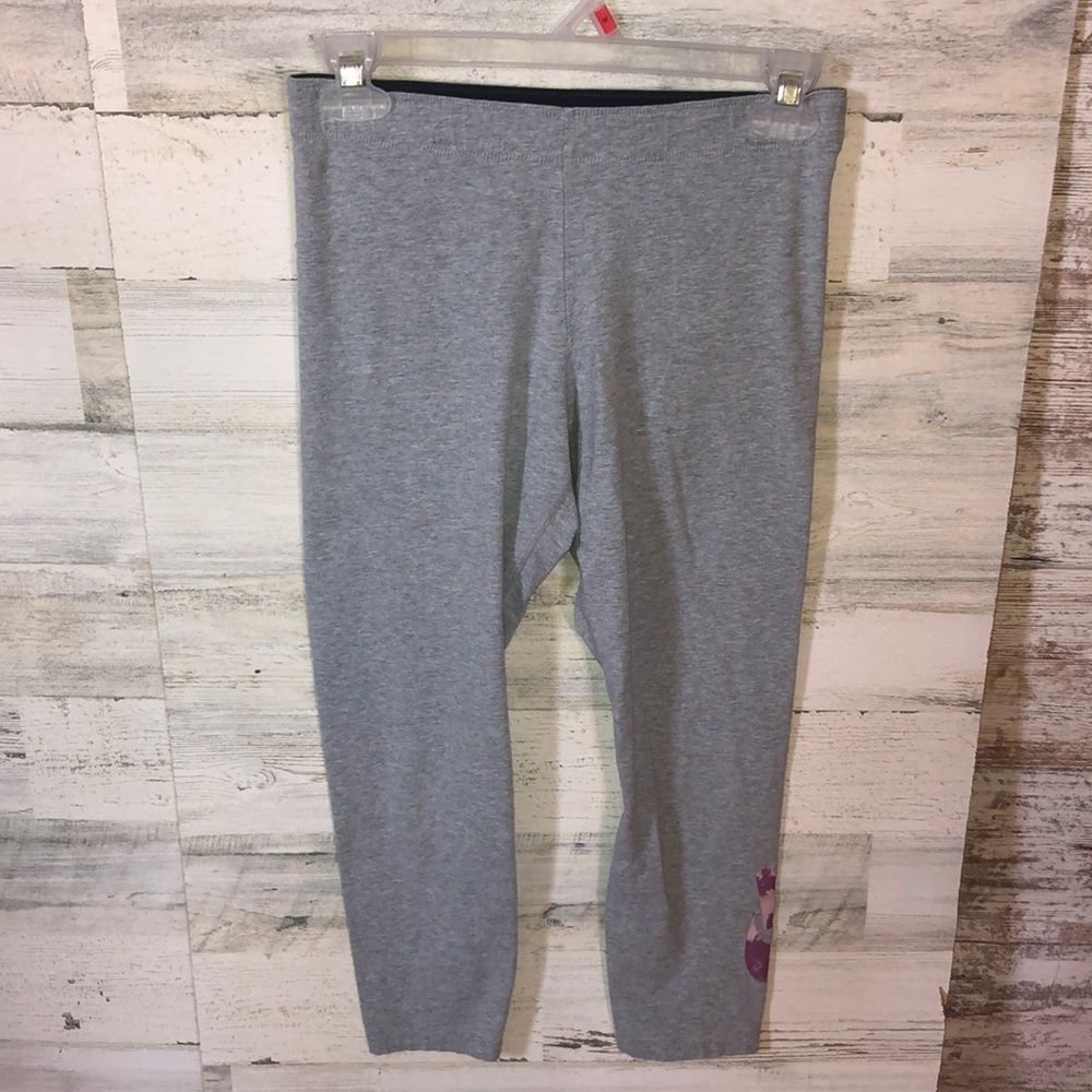 Nike leggings Nike tie dye symbol leggings Nike gray leggings size small Capri - Picture 2 of 5
